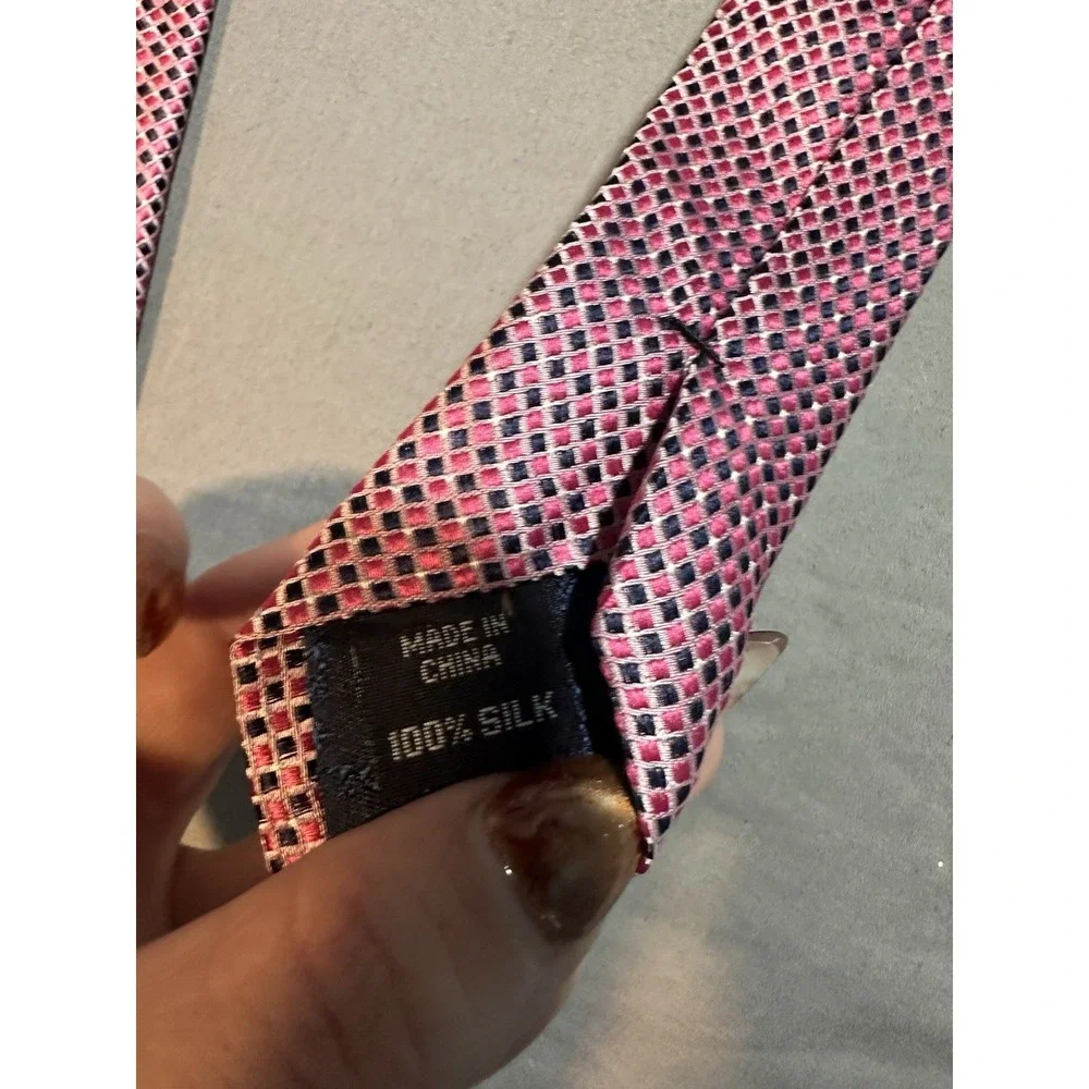 Saddlebred‎ Pink/Blue Diamond Metallic Tie